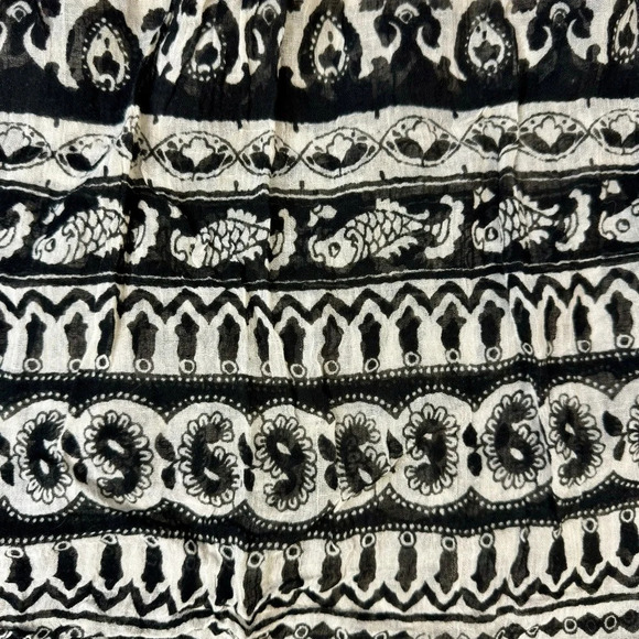 Cotton black and white full skirt all over pattern gauzy womens XL India Boho - Picture 7 of 10